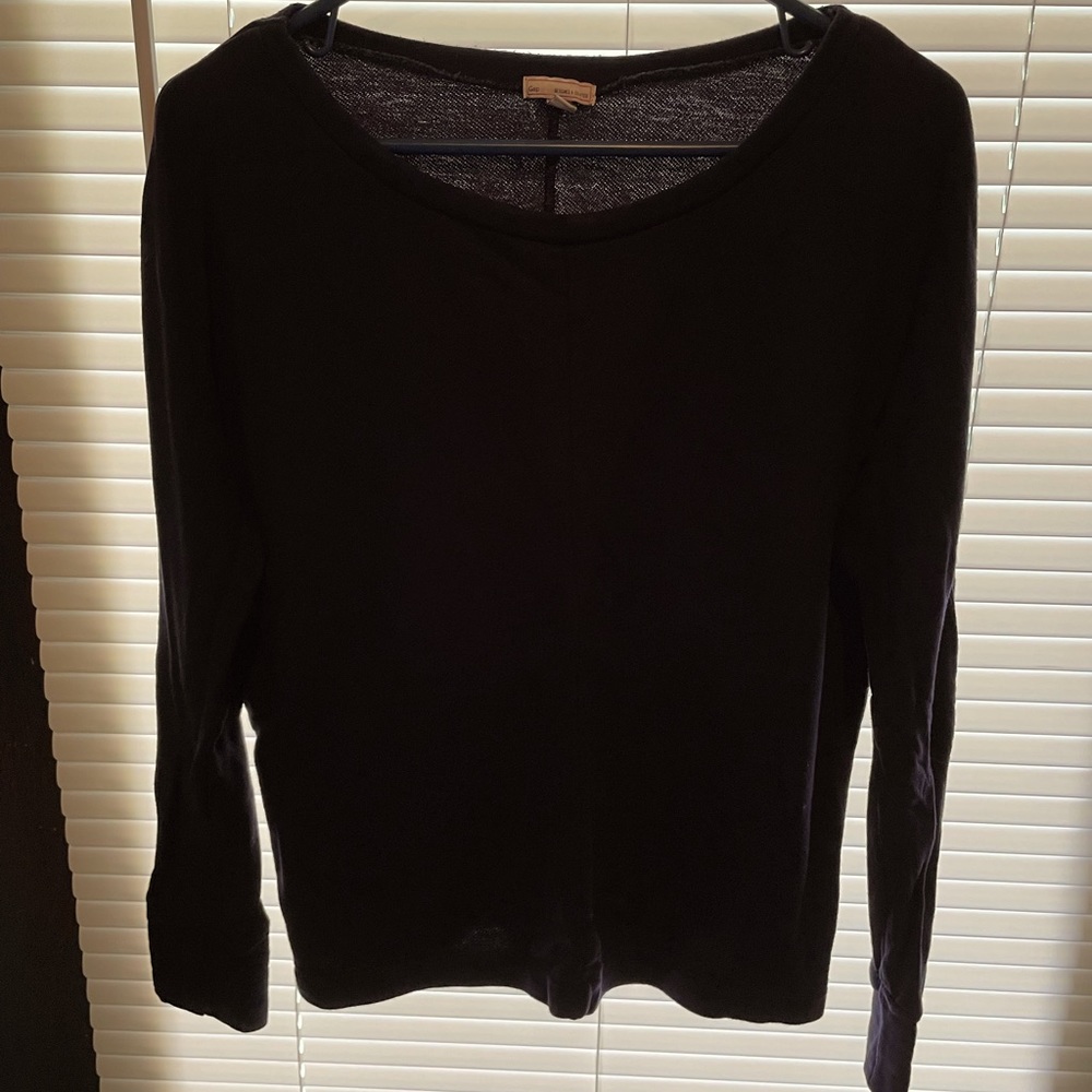 Gap navy sweatshirt & Gap long sleeve tee size medium preloved